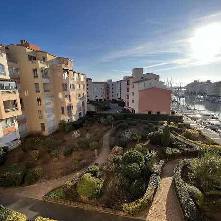 T2 Avec Parking Et Ascenseur A 100m De La - Animaux Acceptes, 34300 Cap D'agde - Fr-1-702-40 Apartment